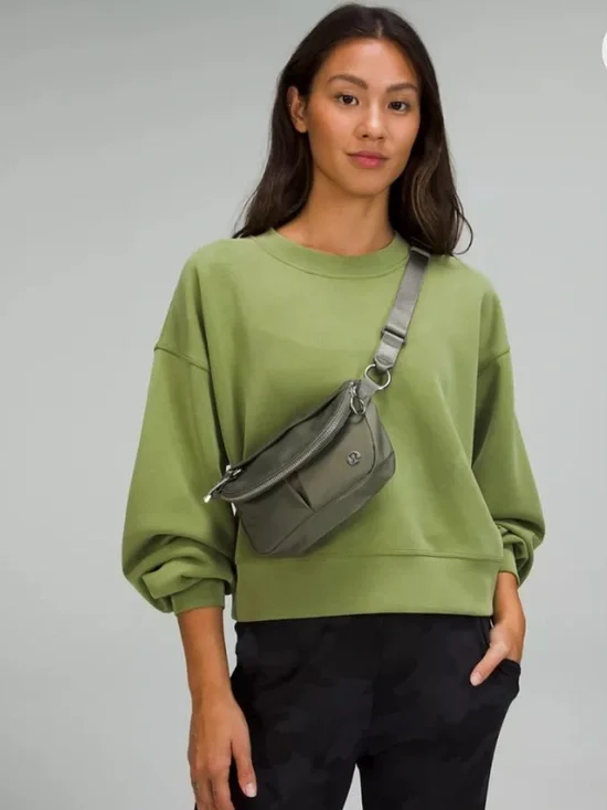 LULULEMON NWOT All Night Festival Olive Crossbody BAG - Picture 2 of 5